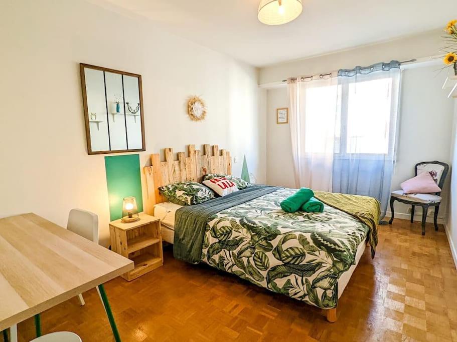 Cosy Spring 2Ch - Place Verdun - Stationnement Gratuit Pau Exteriör bild