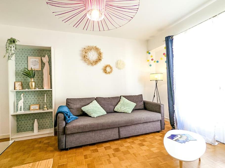 Cosy Spring 2Ch - Place Verdun - Stationnement Gratuit Pau Exteriör bild